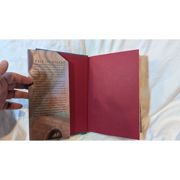 Harry Potter and the Chamber of Secrets Hard Cover - Picture 3 of 3